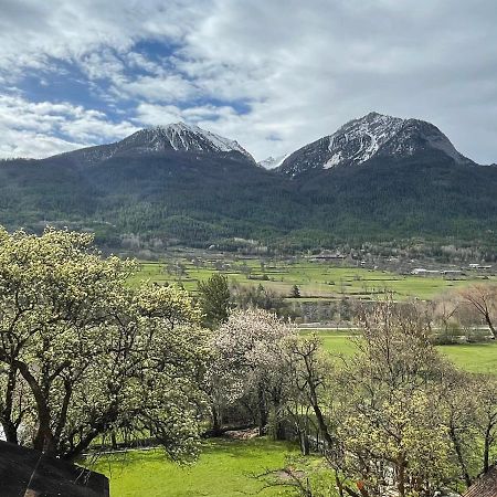 Appartement Dans Une Maison De Pays Briançon Esterno foto